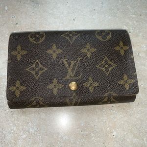 LV wallet